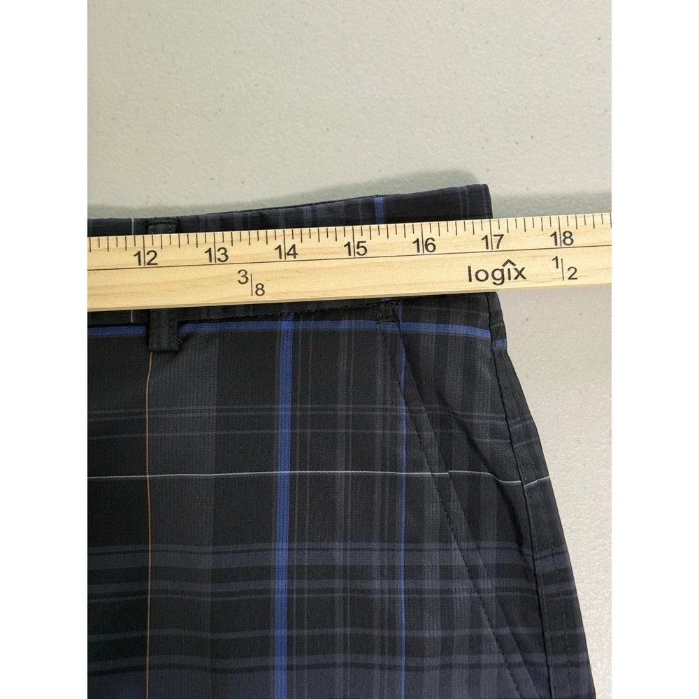 Kirkland Signature Mens Plaid Golf Shorts Blue Black Size 34 Stretch Performance